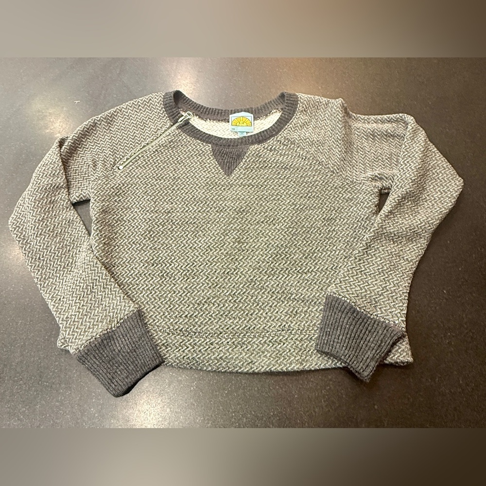 C&C California Sweatshirt Women XS Grey Zip Shoulder Chevron Knit Athleisure